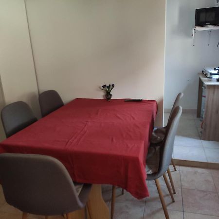 شقة بالاتوليلّي  في Lelle Lelke Apartmanhaz المظهر الخارجي الصورة