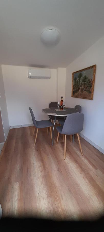 شقة بالاتوليلّي  في Lelle Lelke Apartmanhaz المظهر الخارجي الصورة