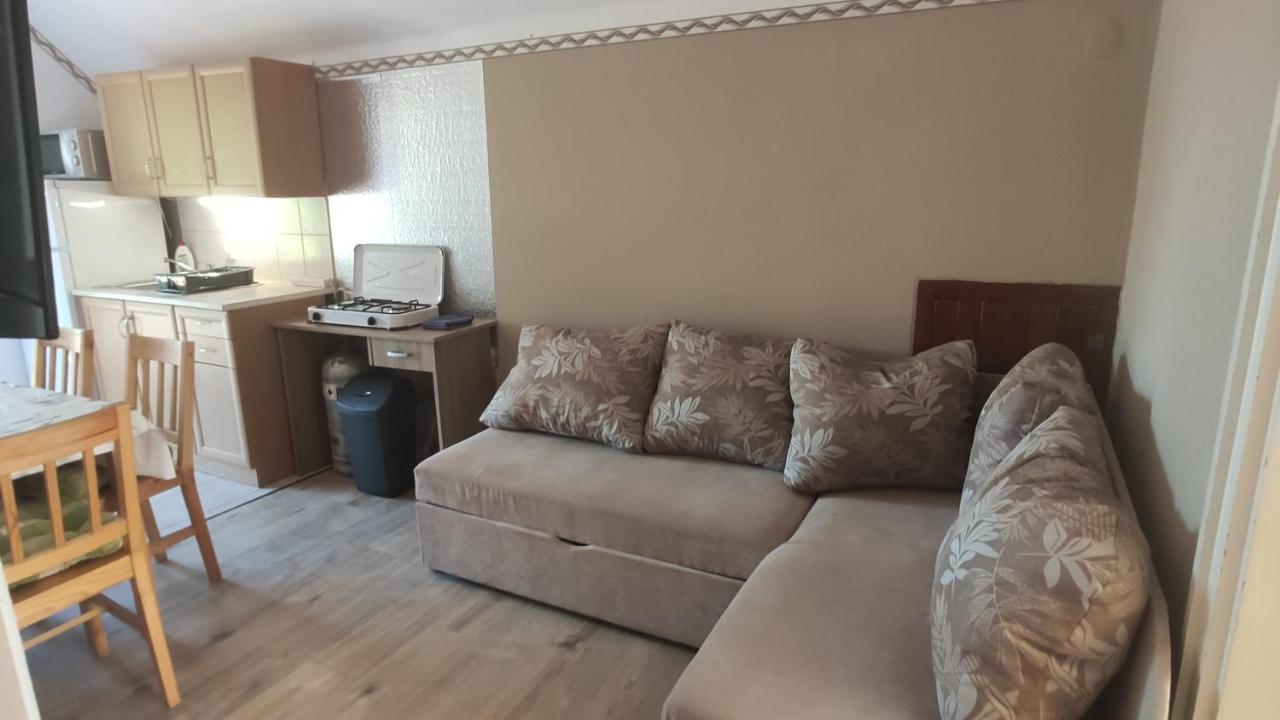 شقة بالاتوليلّي  في Lelle Lelke Apartmanhaz المظهر الخارجي الصورة