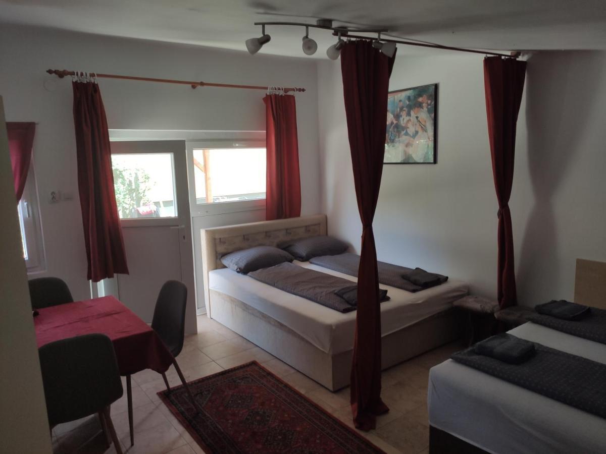 شقة بالاتوليلّي  في Lelle Lelke Apartmanhaz المظهر الخارجي الصورة