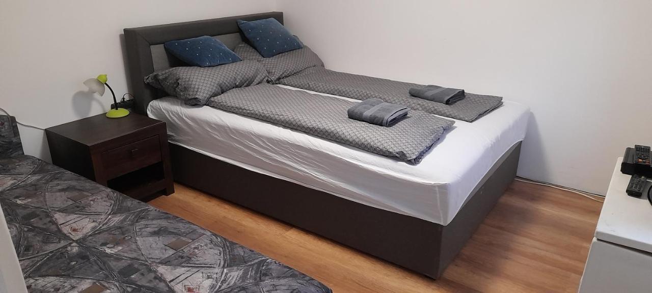 شقة بالاتوليلّي  في Lelle Lelke Apartmanhaz المظهر الخارجي الصورة